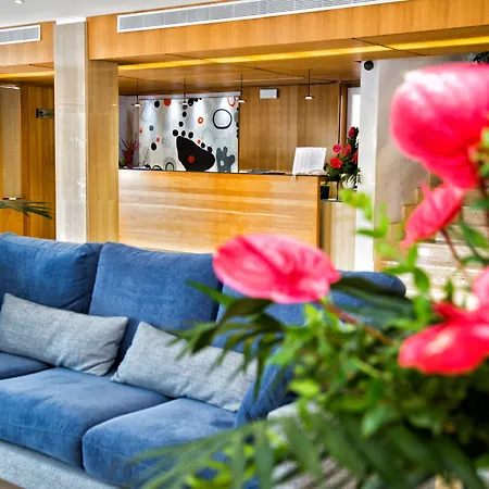 Leman Y Hotel apartamentowy 4*