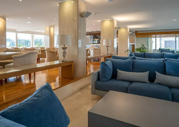 Leman Y Aparthotel 4*